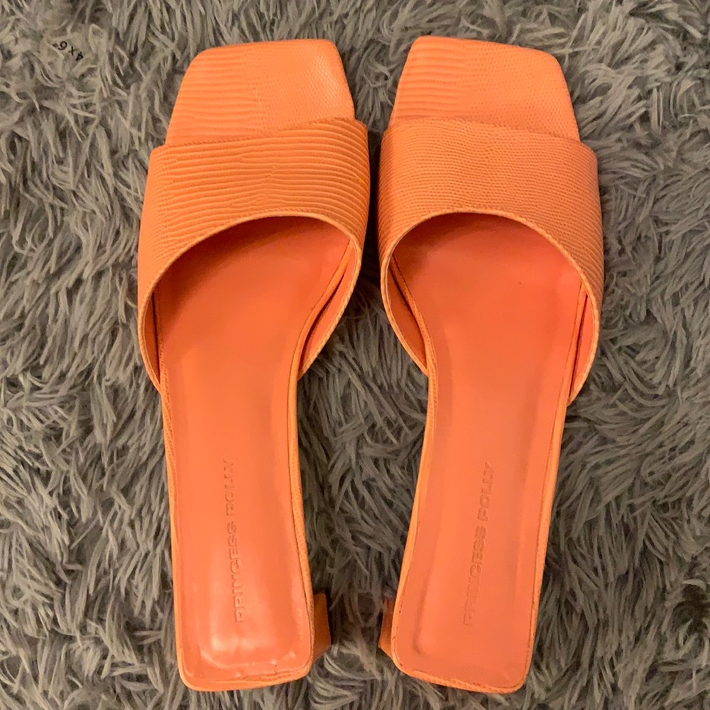 coral pink heels
